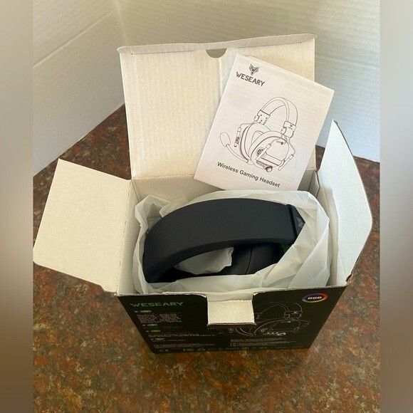 NIB Weseary Wireless Gaming Headset WG2 for PC, PS4, PS5, SWITCH, & MAC 2.4 GHZ - Picture 5 of 5